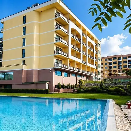 Saint Elena Thermal Апартаменти *